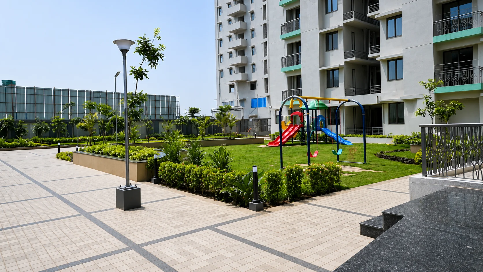saakaar-aqua-city-green-landscaped-lawn