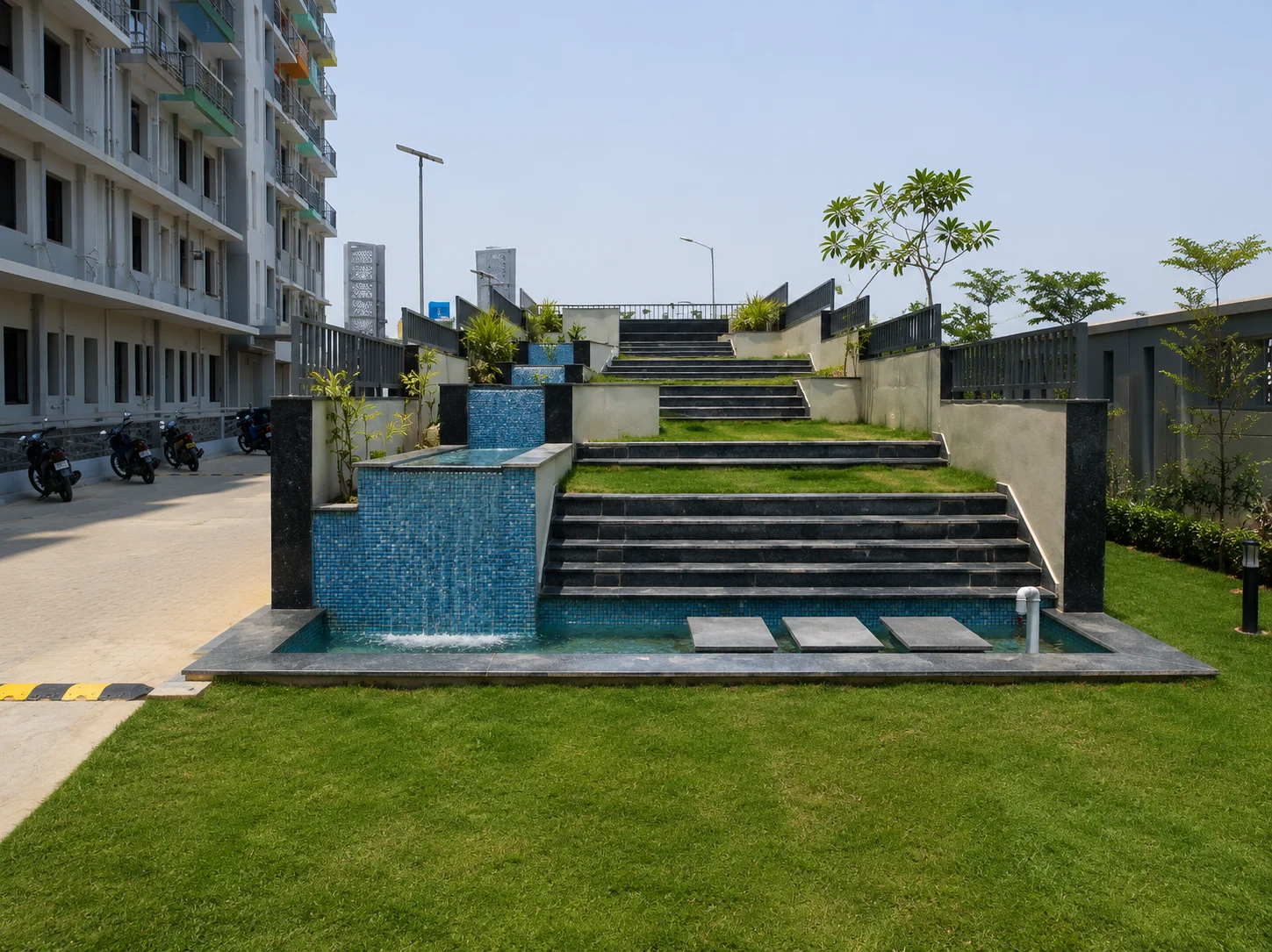 saakaar-aqua-city-landscaped-green-garden